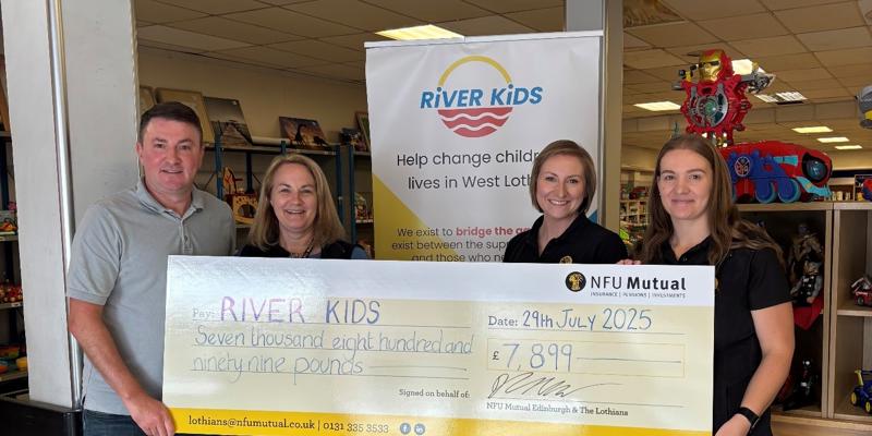 NFU Mutual Edinburgh & The Lothians supports River Kids with donation to support vital services in the area
